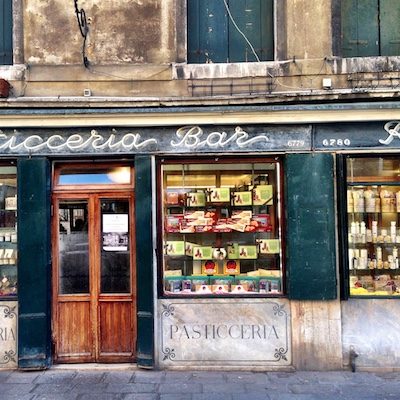 http://www.unlockitaly.com/wp-content/uploads/2019/02/Venice-pasticceria-square-400x400.jpeg